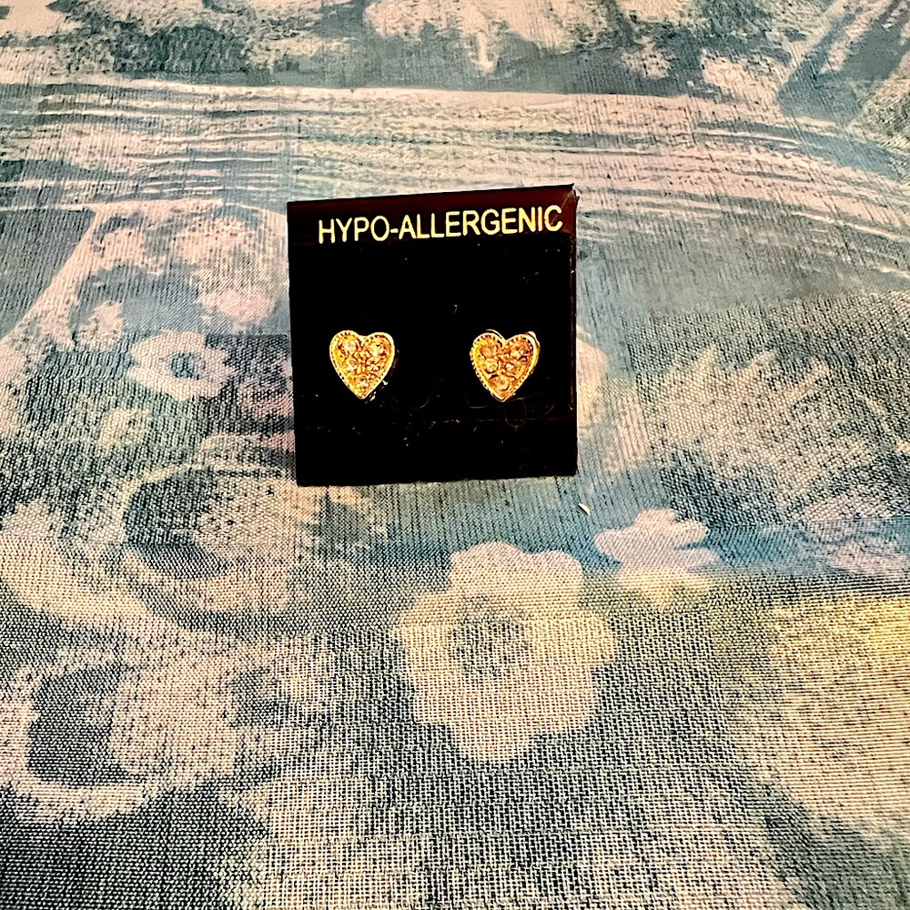 Tiny Gold Rhinestone Heart Earrings